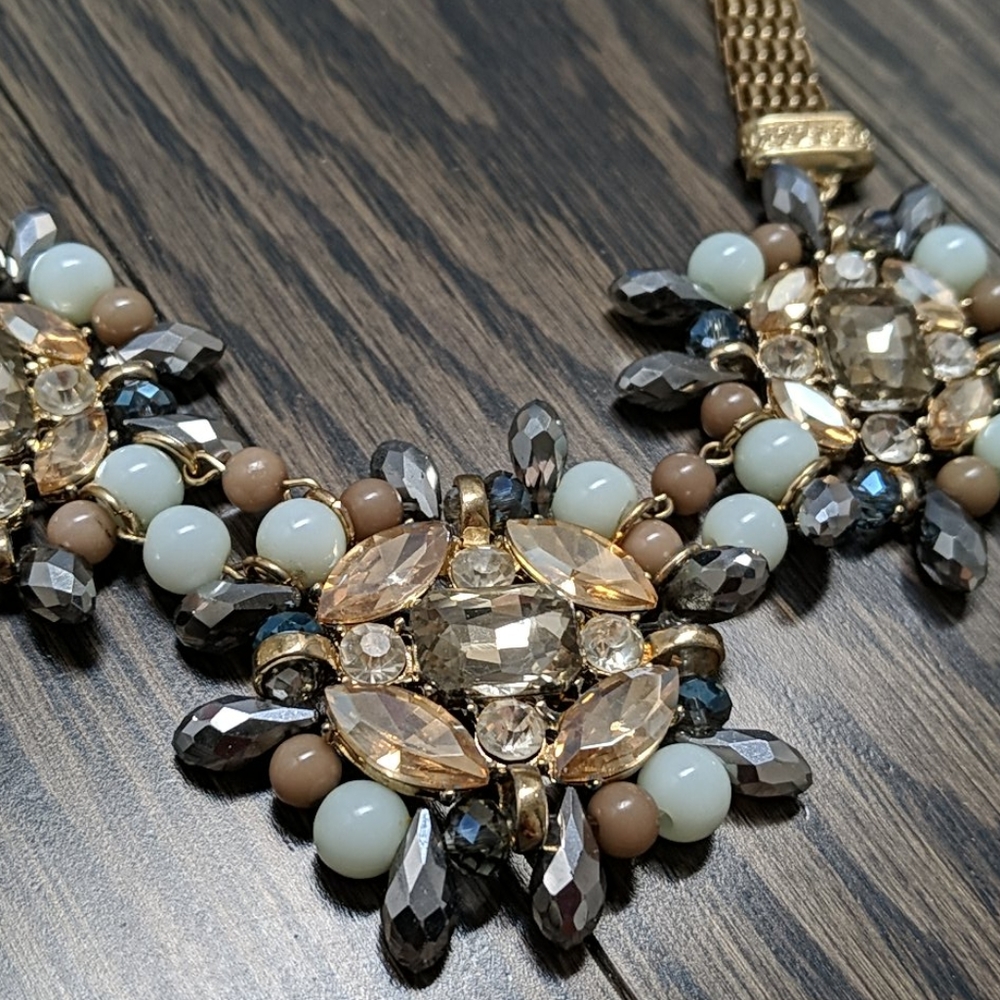 Statement necklace - Picture 2 of 3